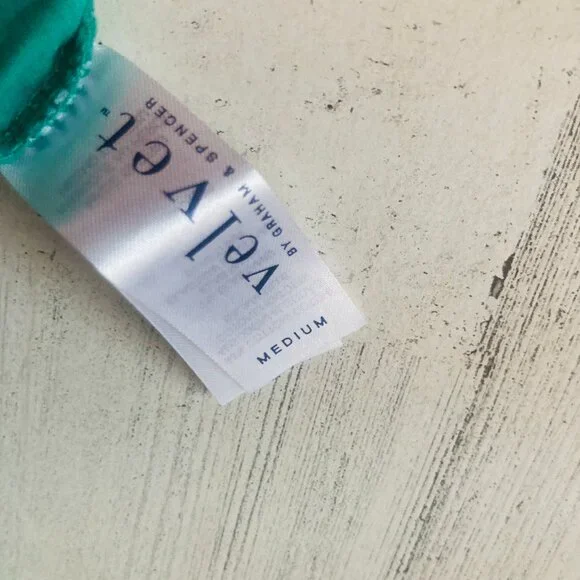 NWT $64 Velvet by Graham Spencer Adelise Knit Surplice Faux Wrap Fitted Top - Picture 7 of 14